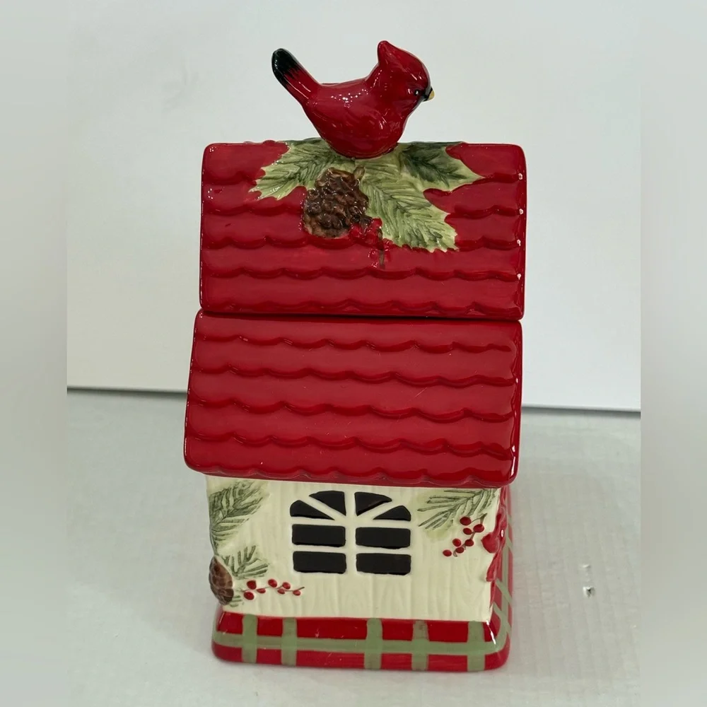 Cracker Barrel Exclusive Cardinal Pine Cone Holiday Birdhouse Cookie Jar New Box